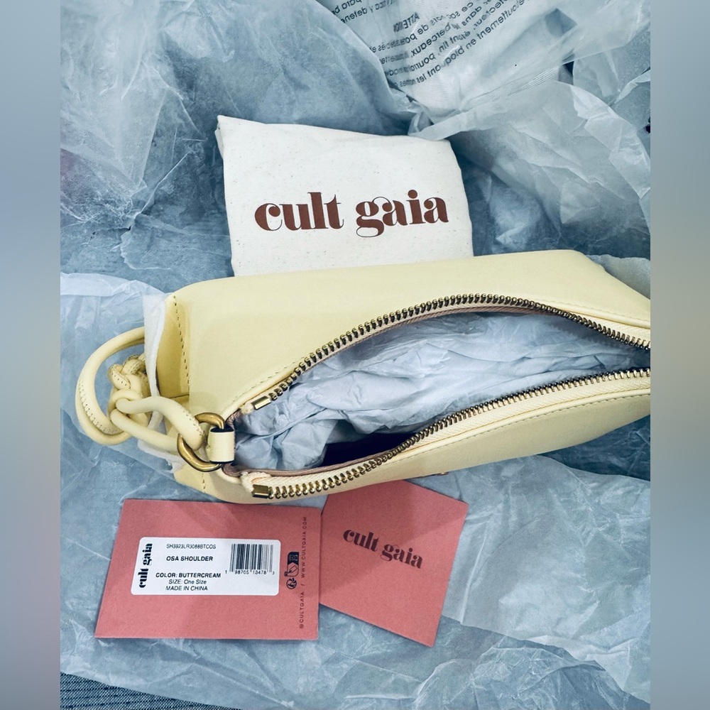 CULT GAIA Osa Leather Shoulder in Buttercream - Picture 9 of 11